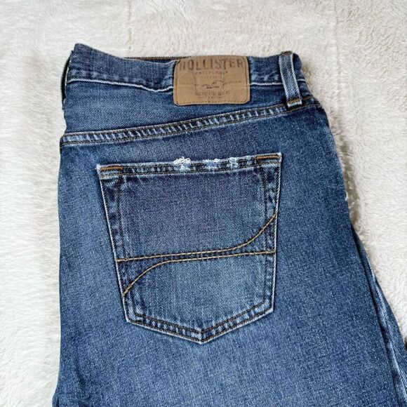 Hollister Men’s Straight Leg Distressed Jeans - Picture 3 of 8